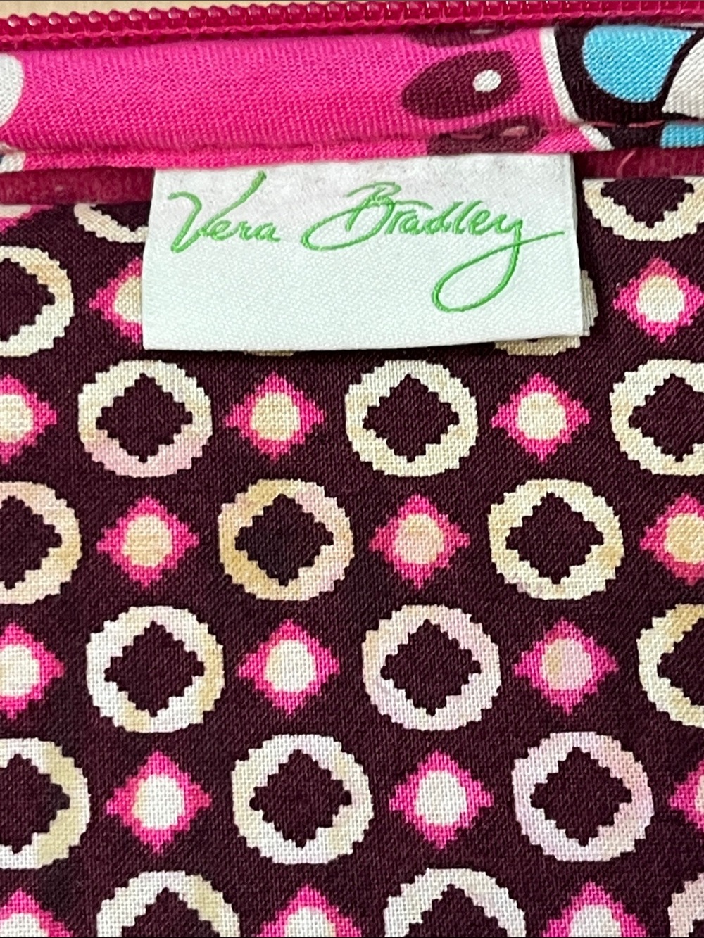Vera Bradley Pink Cupcake Hard Shell Laptop Travel Bag Quilted Cotton w/ Strap - Picture 11 of 16